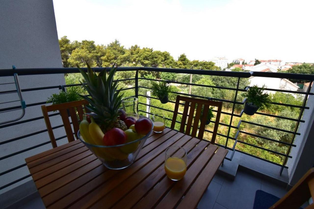 Apartment Johnny With Private Parking Ζαντάρ Εξωτερικό φωτογραφία