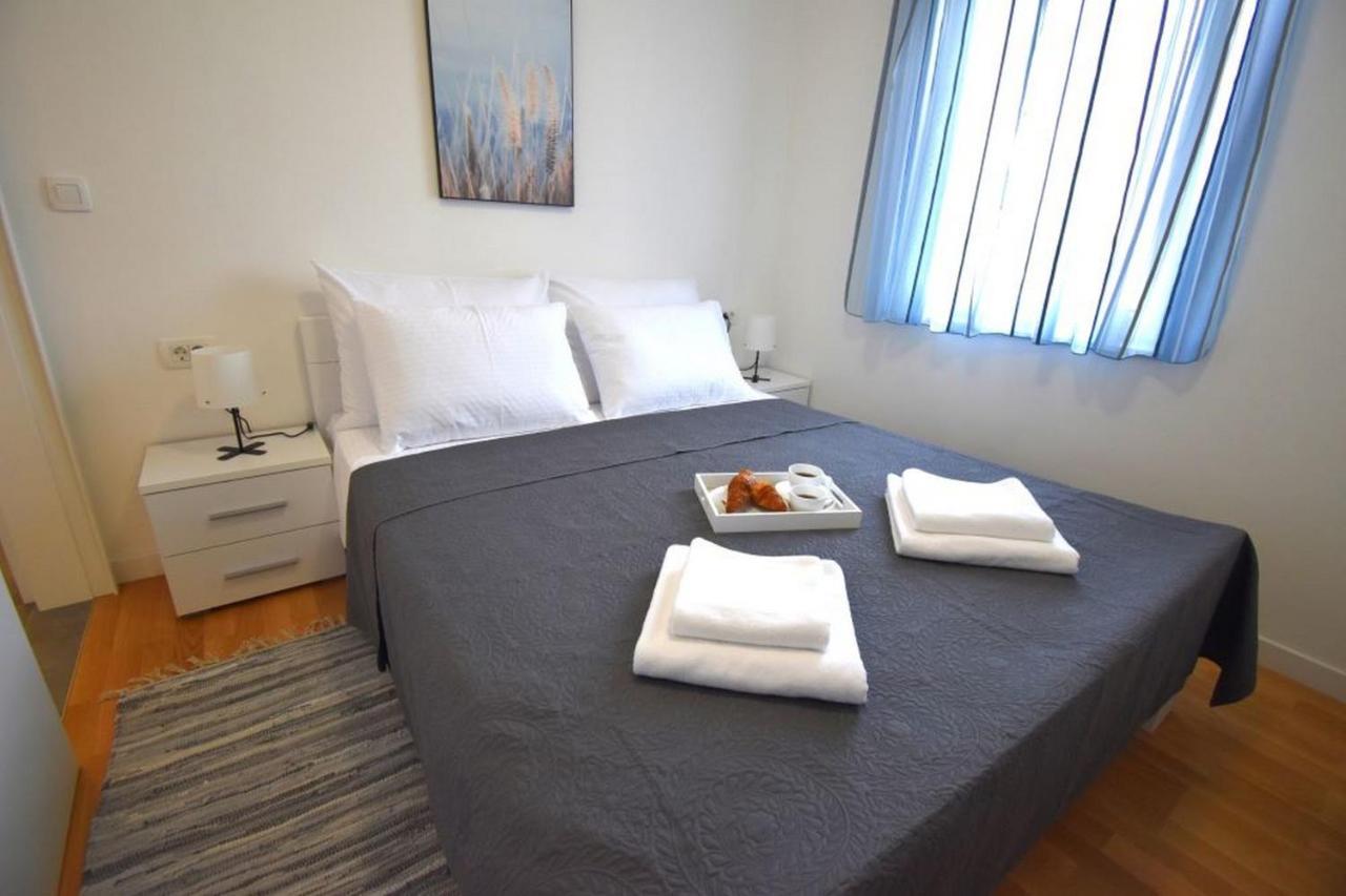 Apartment Johnny With Private Parking Ζαντάρ Εξωτερικό φωτογραφία